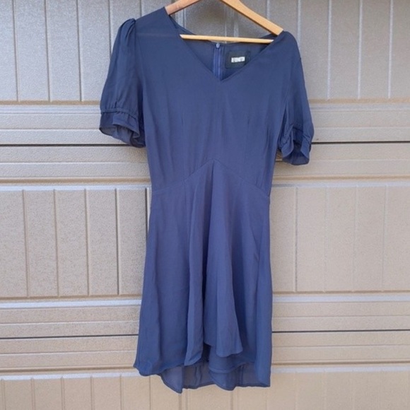 Reformation Sue Dress Blue 8 - Picture 3 of 9